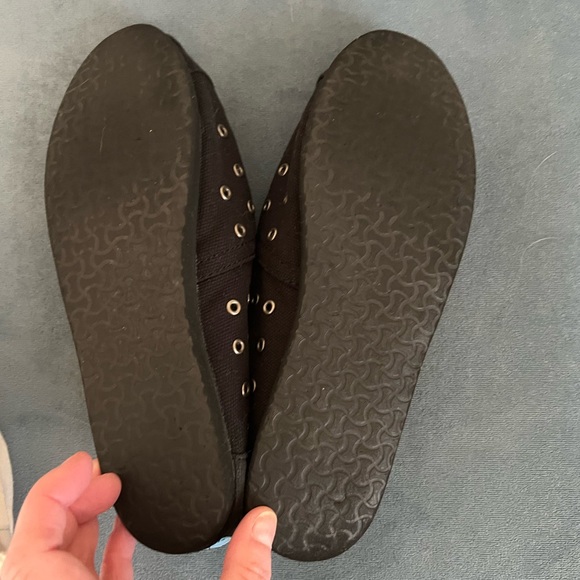 Sale! Black grommet canvas TOMS—gently loved - Picture 5 of 7